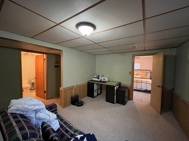 Building Photo - Beautiful 3 Bedroom / 2 Bath on 7 Acres!