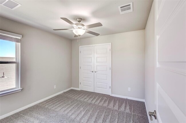 Building Photo - 2853 Moyer Ln
