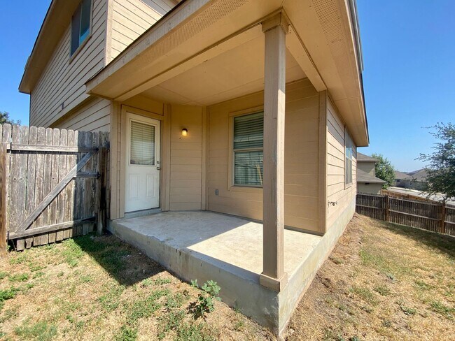 Building Photo - It's a Beauty ~ Great Location ~ 3/2.5 ~ M...