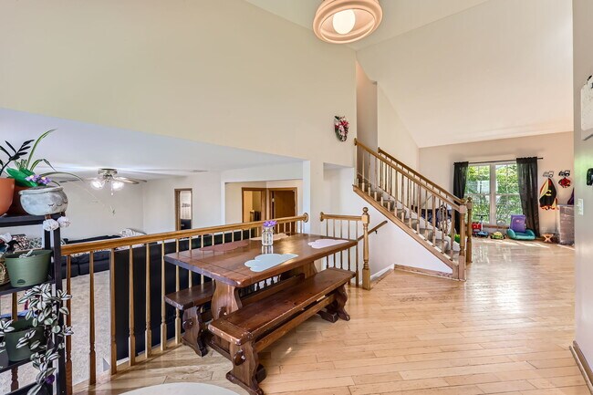 Building Photo - 34257 Trillium Way