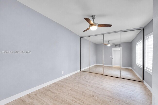 Building Photo - 9861 NW 6th Ct