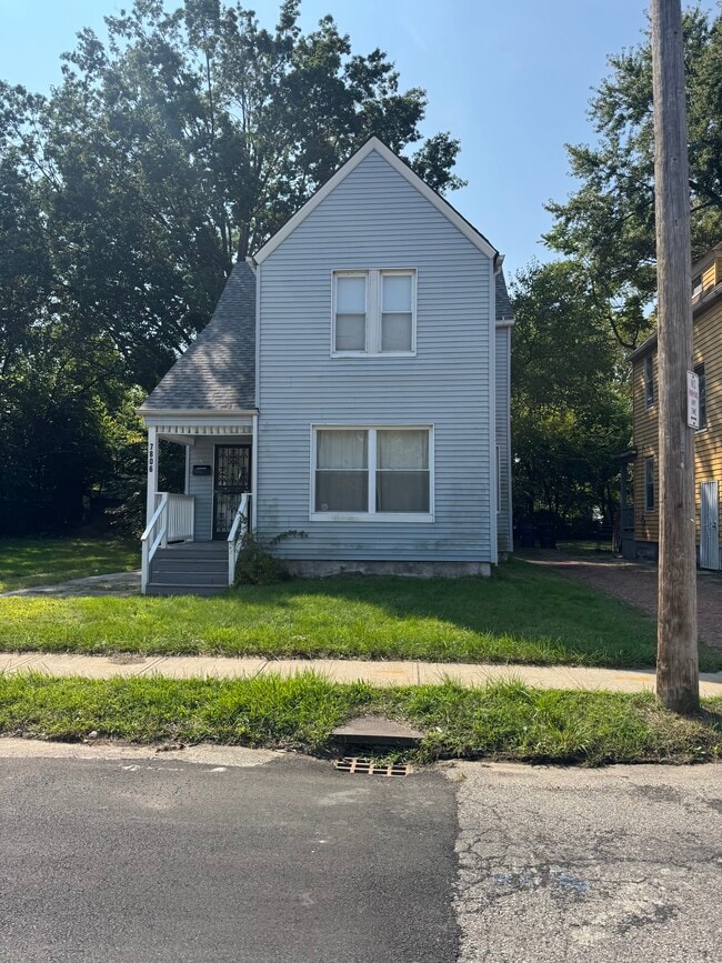 Primary Photo - 7806 Redell Ave