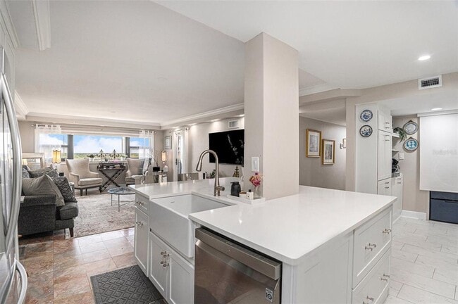 Building Photo - 4141 Bayshore Blvd