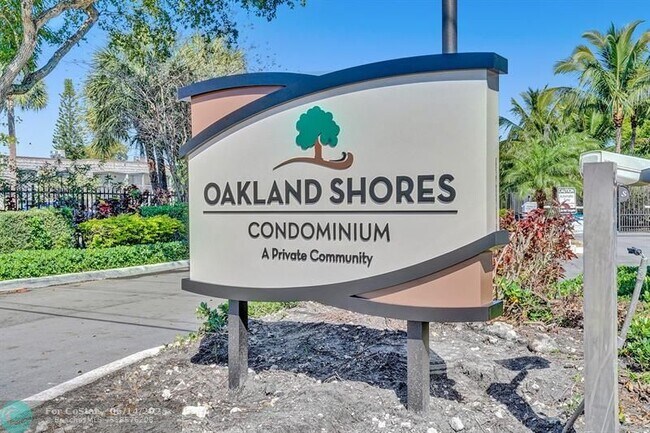 Primary Photo - 3111 Oakland Shores Dr