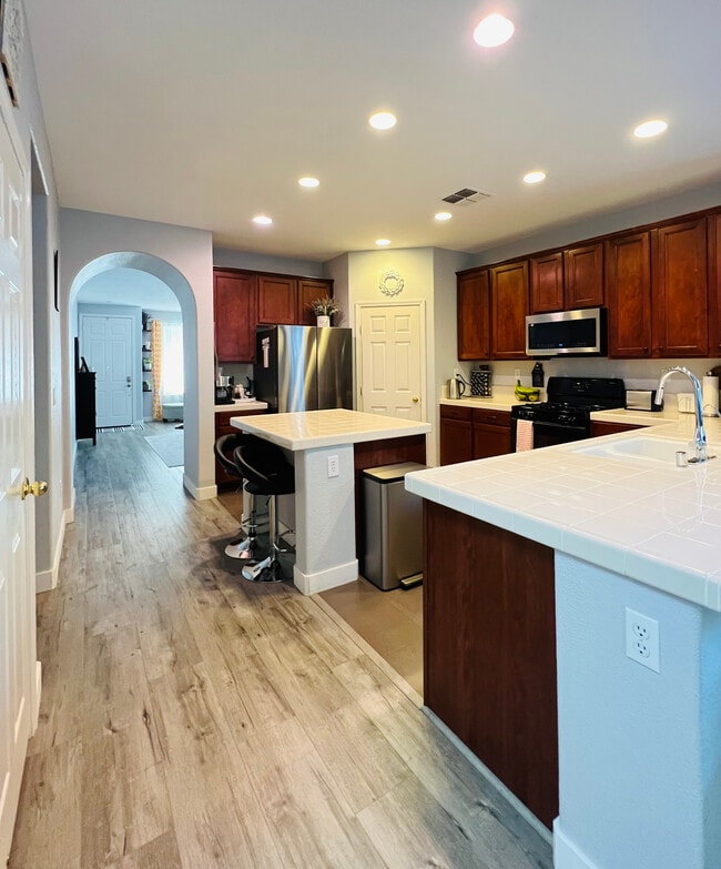 Building Photo - 3501 Maddiewood Cir
