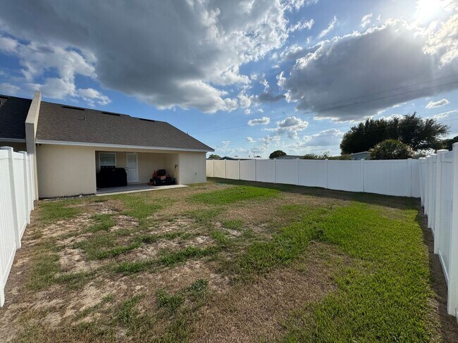 Building Photo - 1459 Shirley Dr