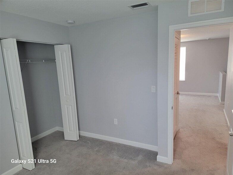 Building Photo - 4518 Dow Ln