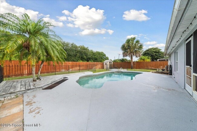 Building Photo - 897 Hunters Creek Dr