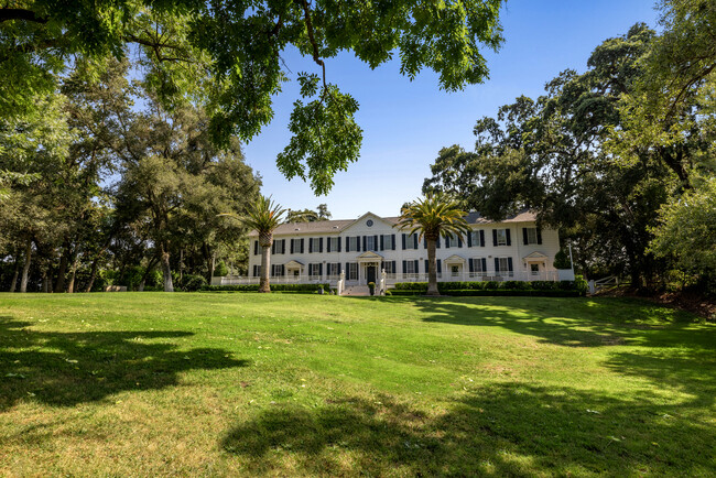 Building Photo - 989 Rutherford Rd