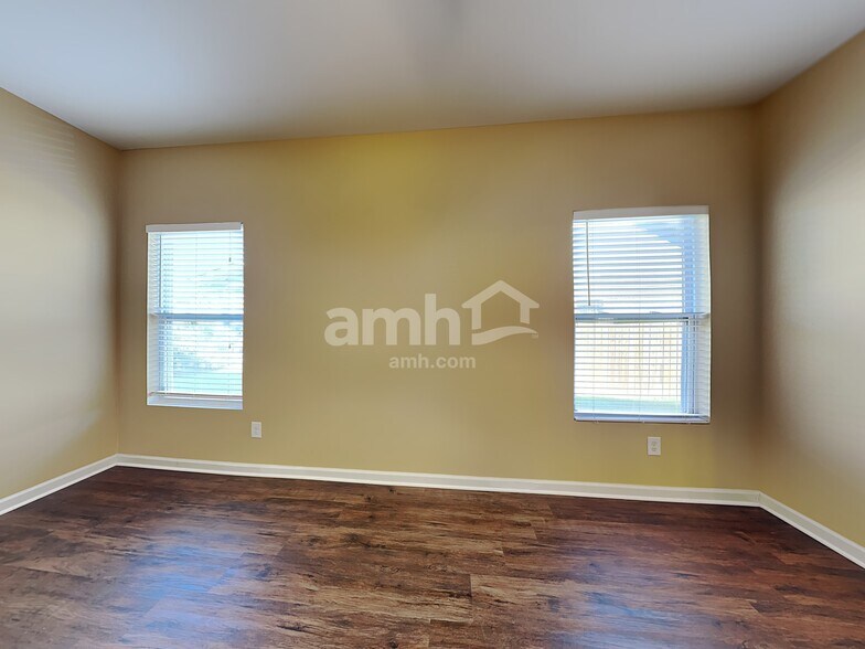 Building Photo - 300 Dunnwood Loop