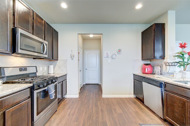 Building Photo - 17206 Quiet Song Ct