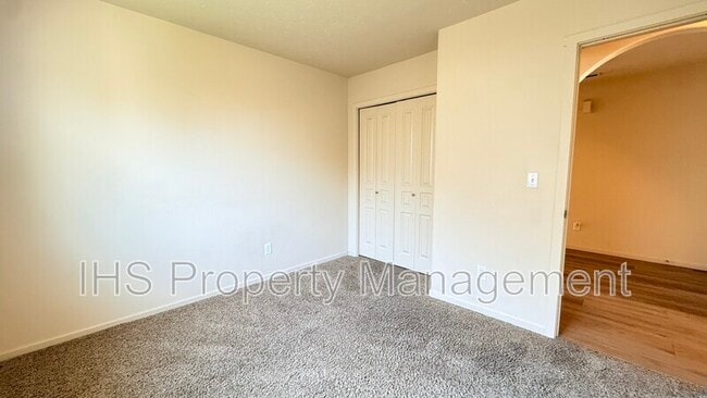Building Photo - 5709 Sidon Ln