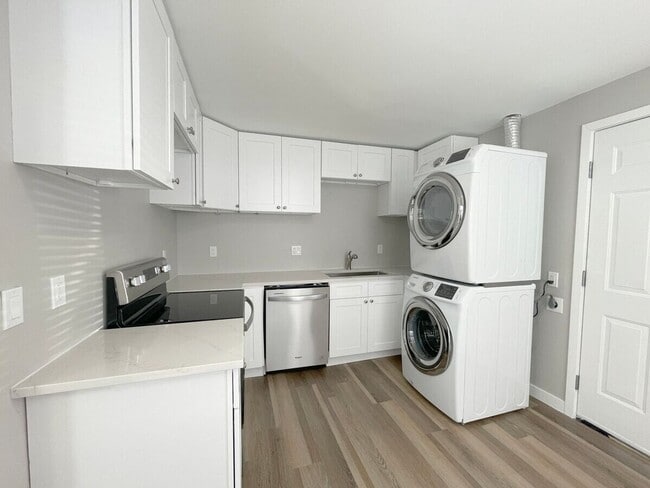Building Photo - Charming 3BR in Westminster