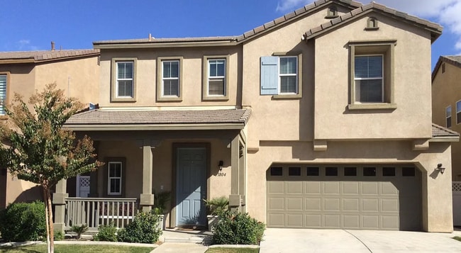 Building Photo - 1804 New Riders St