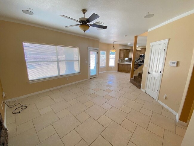 Building Photo - Northeast El Paso/Sandstone Ranch Estates 4 Bed 2.5 Bath Refrig A/C