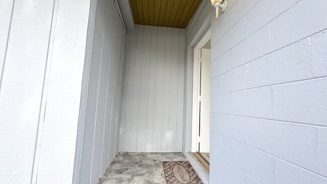 Building Photo - 507 Colfax Dr