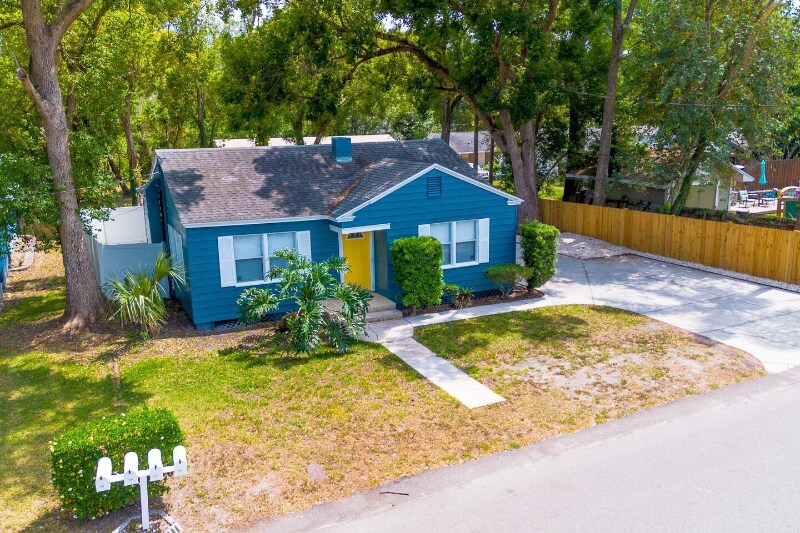 Building Photo - 2008 Page Ave