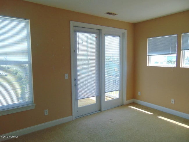 Building Photo - 1414 Bowfin Ln