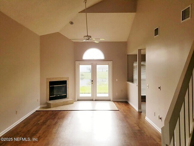 Building Photo - 2159 St Martins Dr E