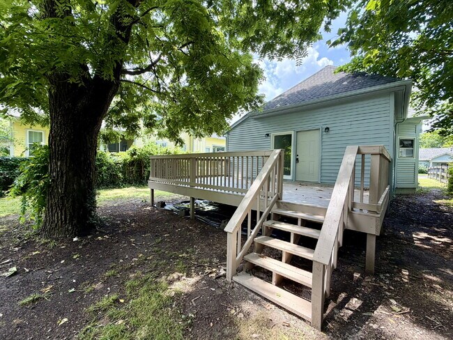 Building Photo - Newly Remodeled 2BR/2BA East Nashville Home with Covered Front Porch, Huge Deck, Spacious Backyar...