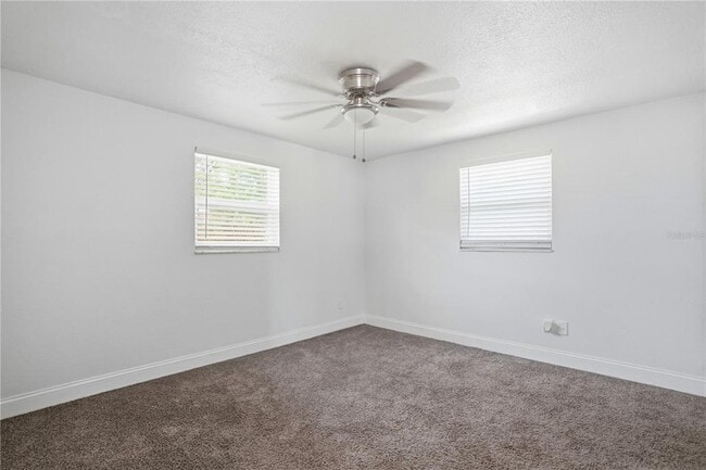 Building Photo - 3301 Rosefield Dr