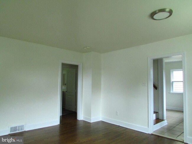 Building Photo - 410 Pennewill St