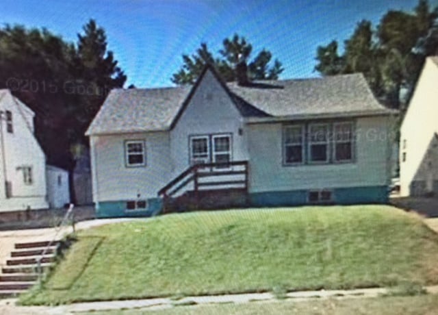 Building Photo - 732 5th St