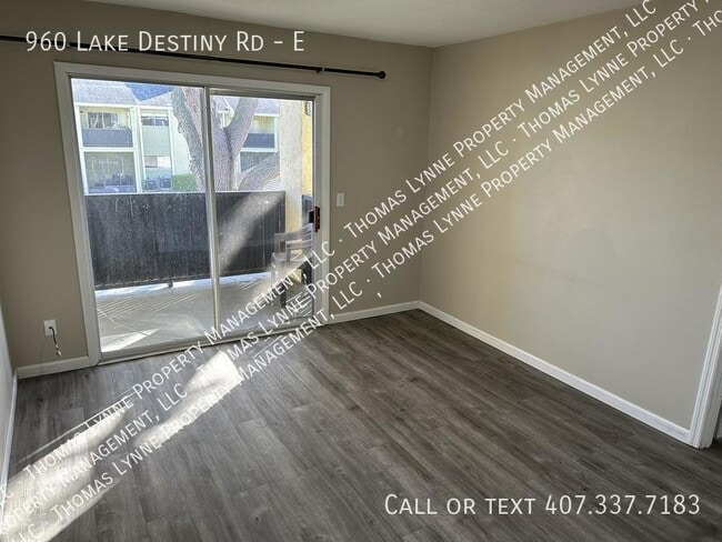 Building Photo - 960 Lake Destiny Rd