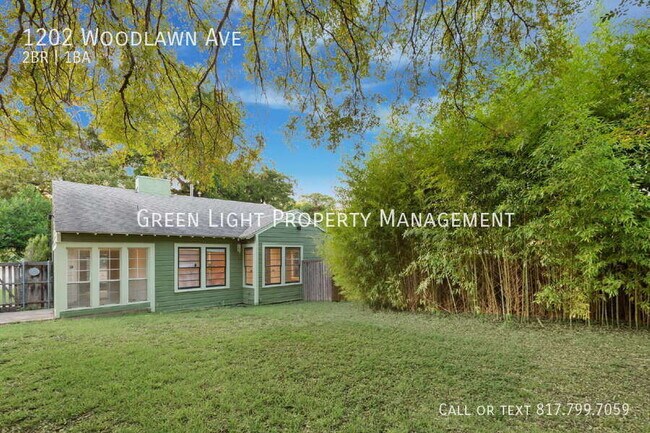 Building Photo - 1202 Woodlawn Ave