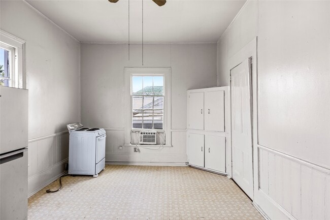 Building Photo - 1524 Mechanic St