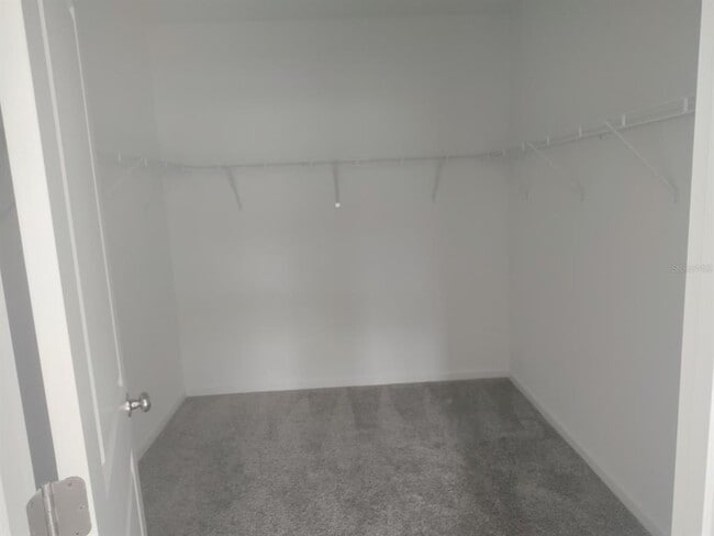 Building Photo - 2572 Skyline Lp