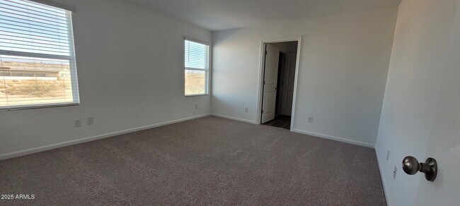 Building Photo - 1870 Broken Arrow Dr