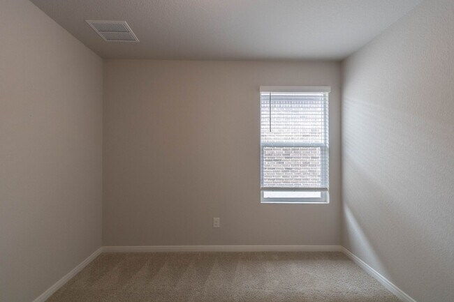 Building Photo - 239 Fall Aster Dr