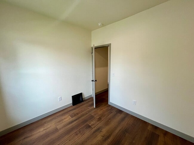 Building Photo - 3 Bed 1.5 Bath Single Family Home in Wausa...