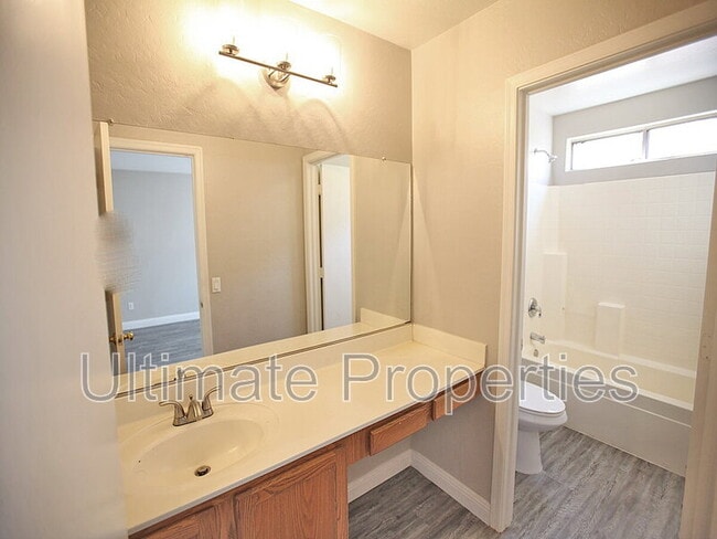 Building Photo - 12301 W Columbine Dr