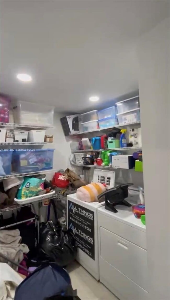 Building Photo - 3199 Coral Hills Dr