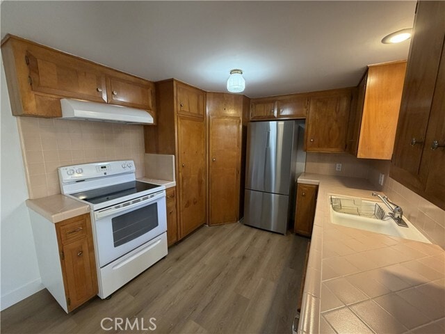 Building Photo - 214 de Anza St