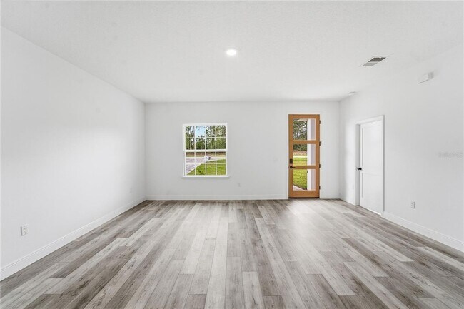 Building Photo - 783 Marion Oaks Trail