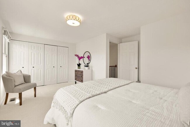 Building Photo - 6003 Chicory Pl