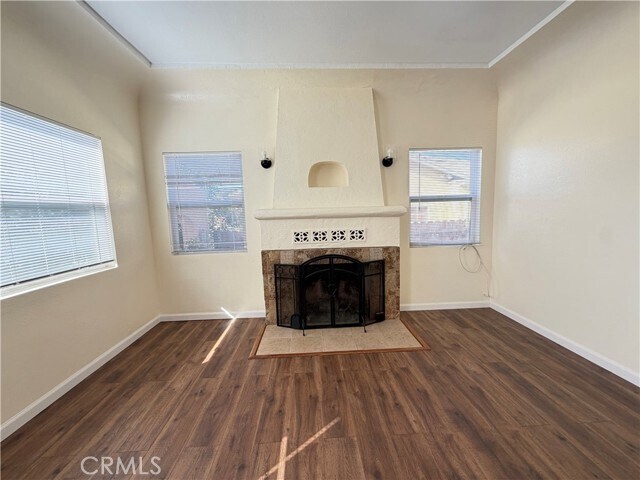 Building Photo - 1011 E 65th St