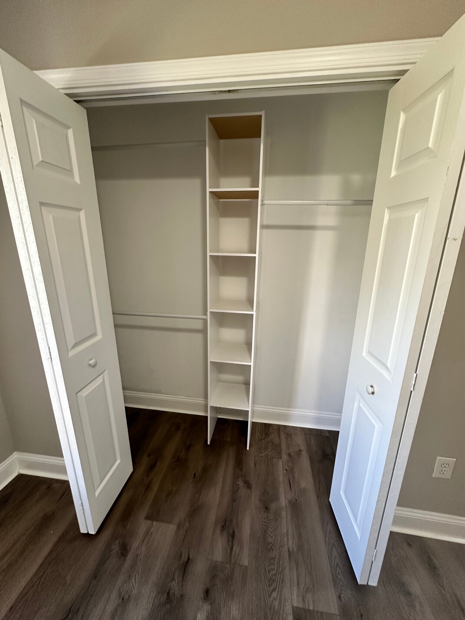 Building Photo - 2544 Turner St