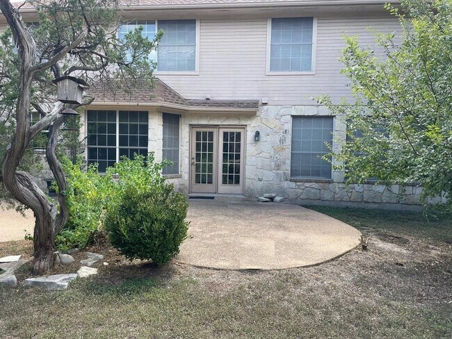 Building Photo - 8028 Bottlebrush Dr