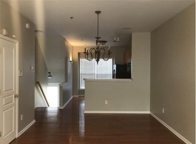 Building Photo - (Hold Funds) RoyalCeladon6454