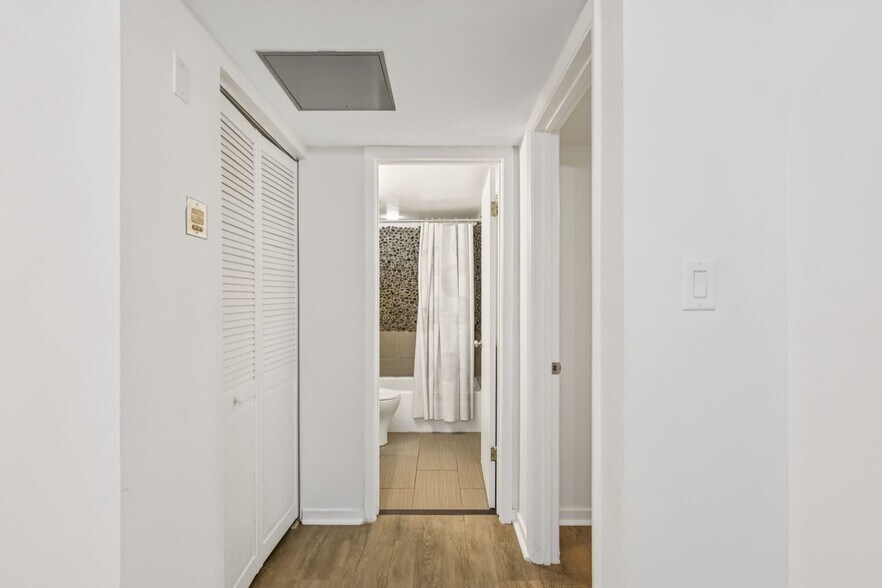 Building Photo - 5 Bayard Rd