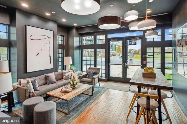 Building Photo - 502 Diamondback Dr