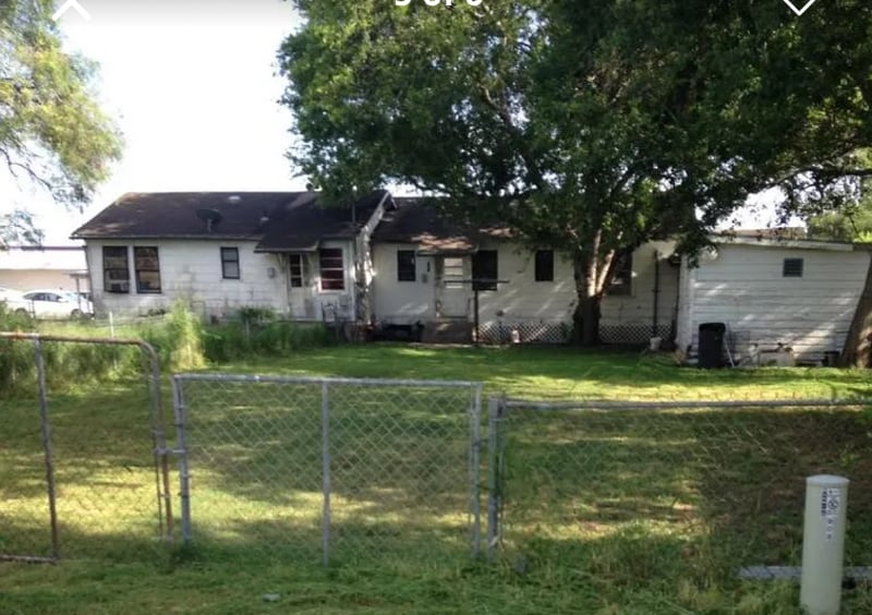 Building Photo - 908 E Doddridge Ave