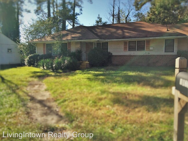 Primary Photo - 3 br, 2 bath House - 1877 Dodson Drive