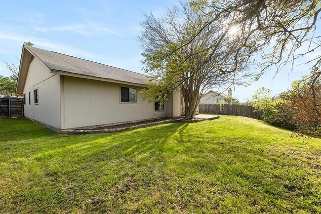 Building Photo - 8303 Red Willow Dr