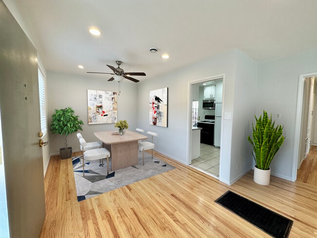 Building Photo - 8755 Reading Ave