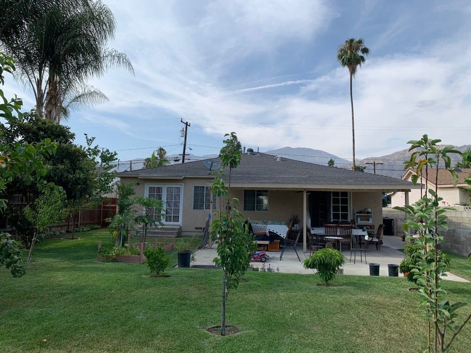 Building Photo - 1320 3 Ranch Rd